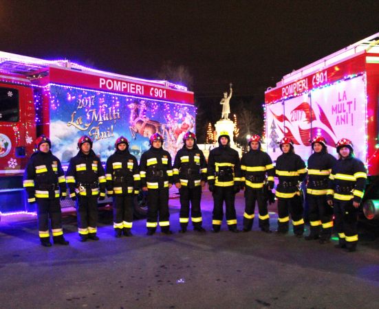 Christmas caravan of rescuers and Firefighters