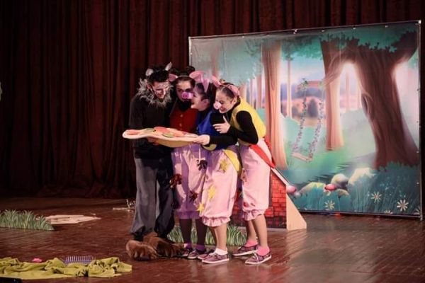 Aventurile celor Trei Purceluși - Spectacol Interactiv de Animație pentru Copii | +3
