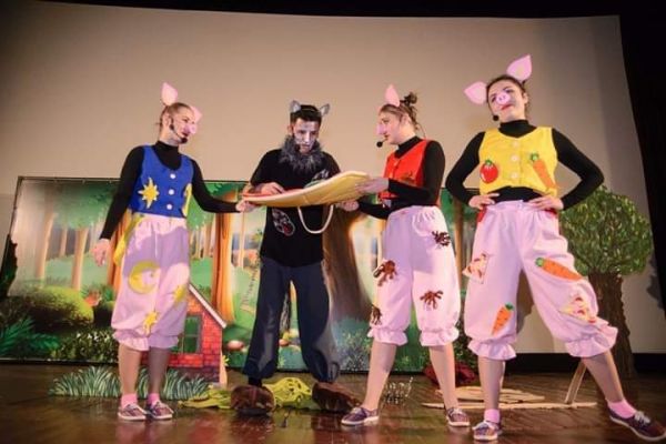 Aventurile celor Trei Purceluși - Spectacol Interactiv de Animație pentru Copii | +3