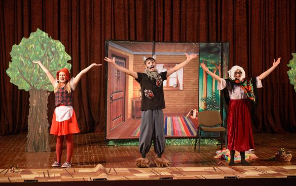 Performance "Little Red Riding Hood" | +3