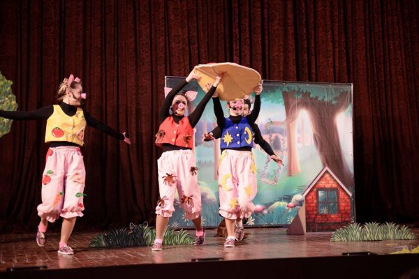 Aventurile celor Trei Purceluși - Spectacol Interactiv de Animație pentru Copii | +3