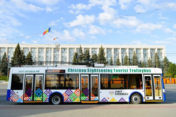 Troleibuzul turistic