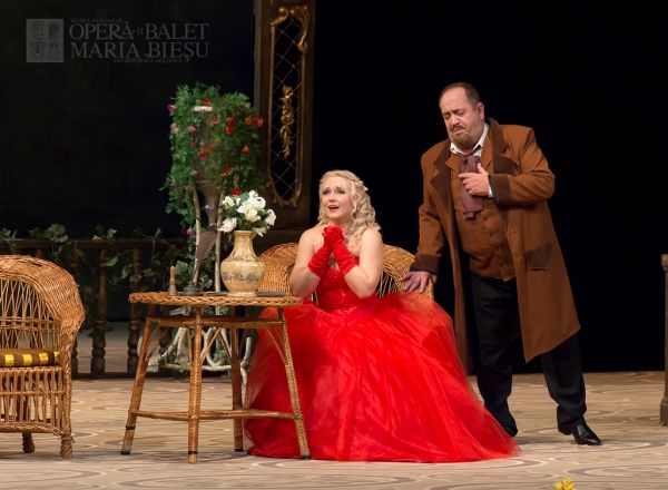 LA TRAVIATA
