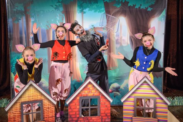 The Adventures of  The three Little Pigs | +3