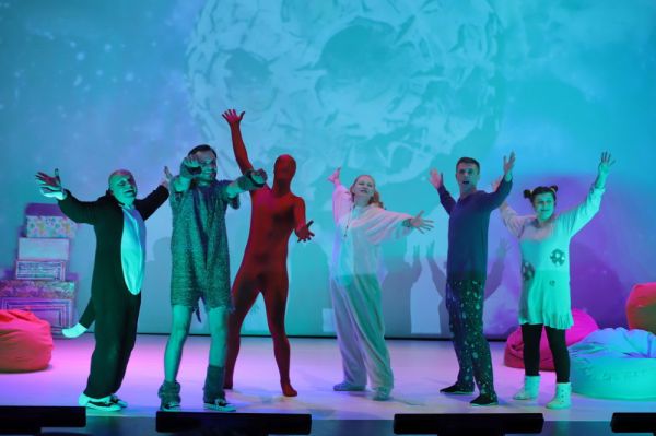 #FESTIS | Extraterestrul care își dorea ca amintire o pijama