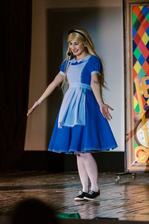 Alissa în Țara Minunilor -  Spectacol Interactiv de Animație pentru Copii | +4