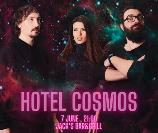 HOTEL COSMOS