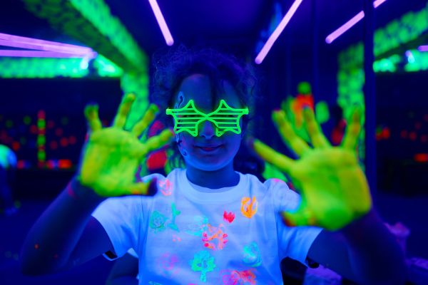 Детский праздник в Neon Time