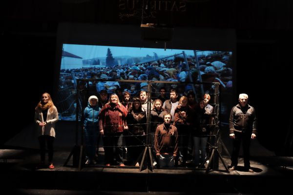 "Migrants" Performance