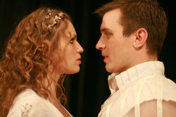 Spectacolul "Romeo şi Julieta"